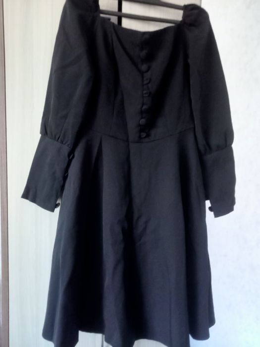 Платья в идеальном состоянии б/у