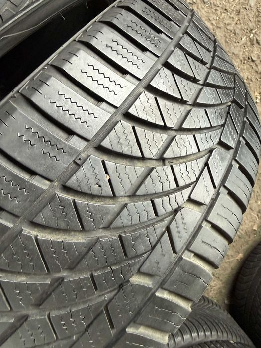 2x Anvelope All Season 215/45 R17 - Hankook Kinergy 4s