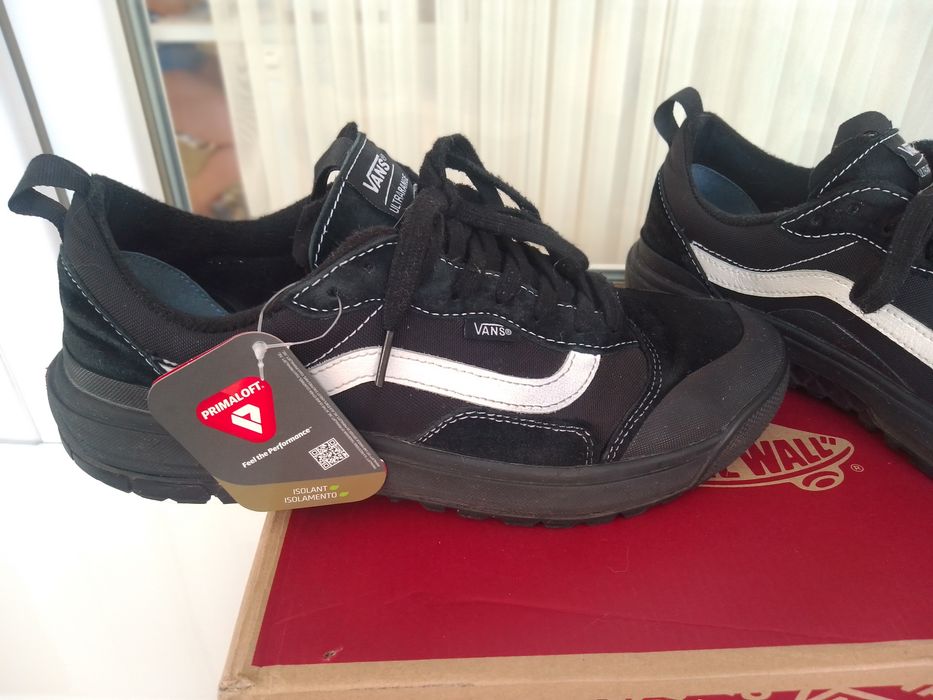 Vans(США) утеплённые кроссовки