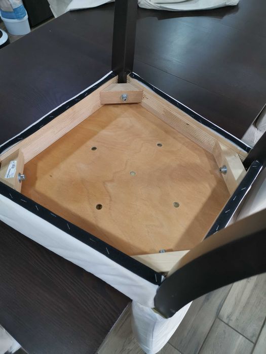 Трапезни столове 10 броя