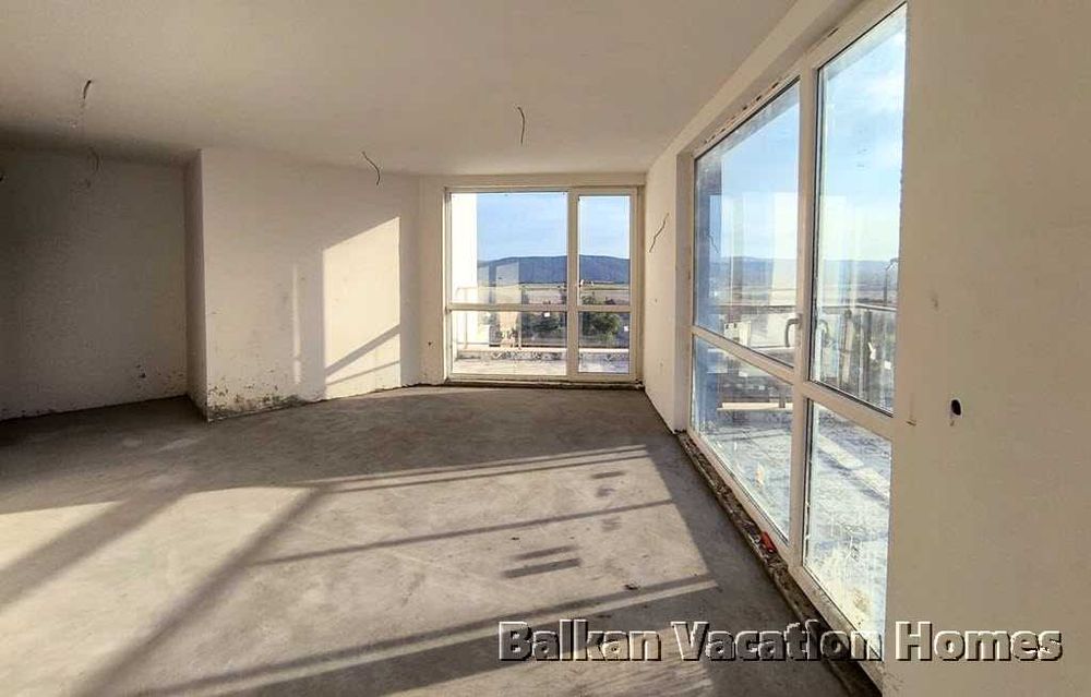 Двустаен апартамент в новопостроена сграда близо до плажа в Бяла