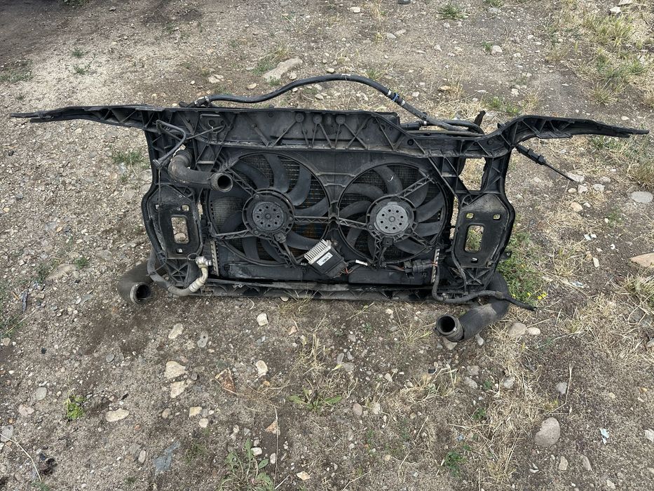 Far capota tragher cu radiatoare Audi q 5  2011 facelift