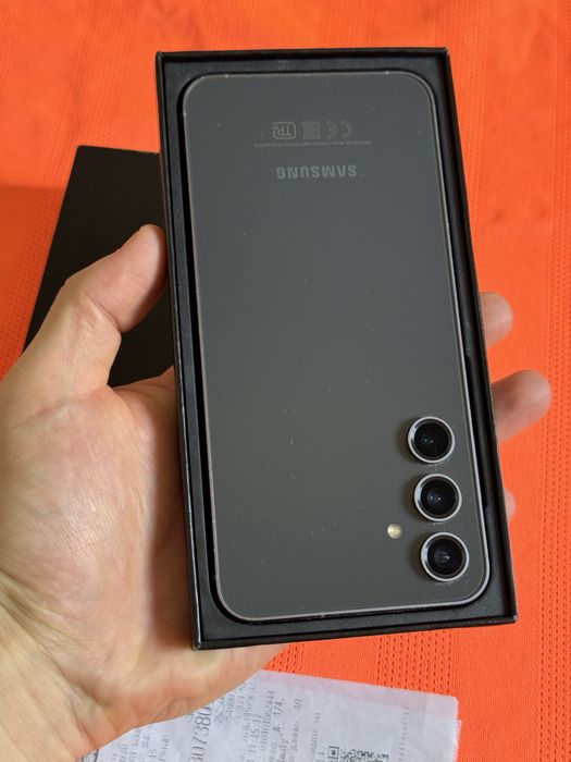 Samsung S23 FE 128 gb ram 8 5G