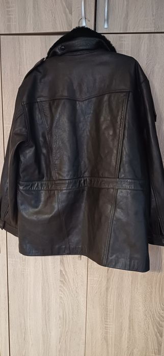 Мъжко кожено черно яке
