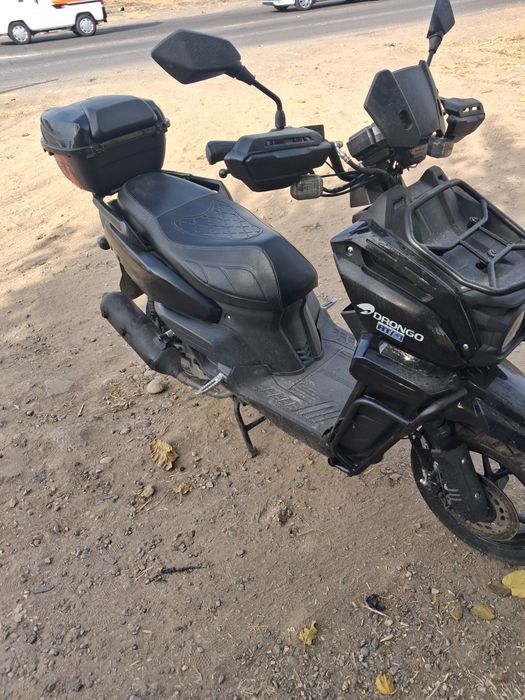 Skater tank srochna sotiladi ..