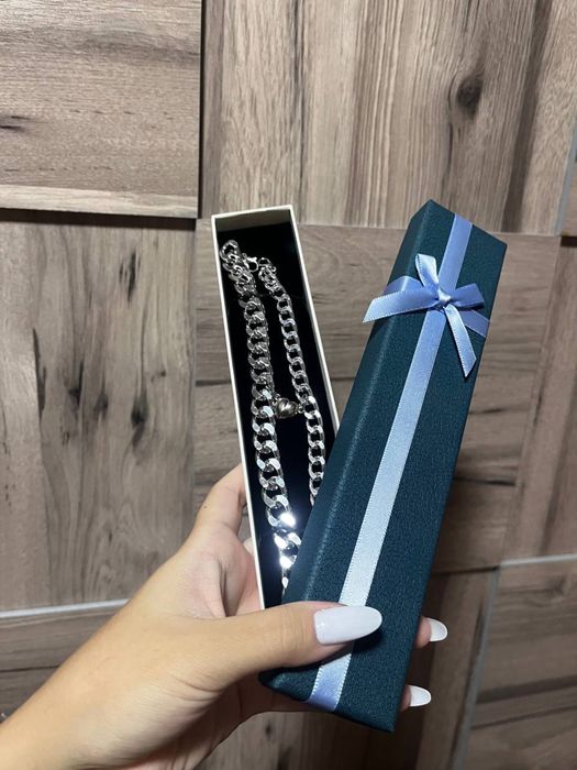 Парные браслеты в наличии.