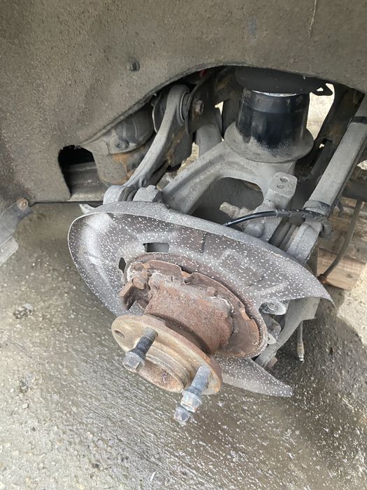 Fuzetă  stânga  spate BMW X5 F15