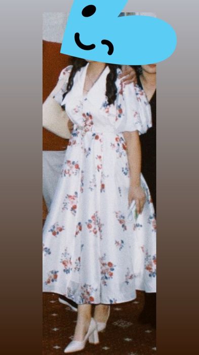 Продам платья новая