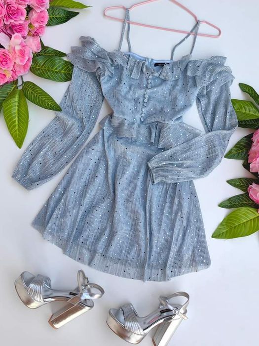 Нова блестяща рокля