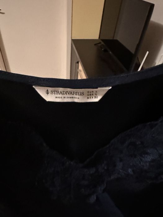 Сатенен потник от Stradivarius