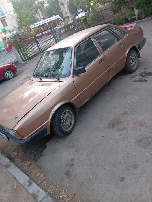 Продам Ауди 80 на ходу