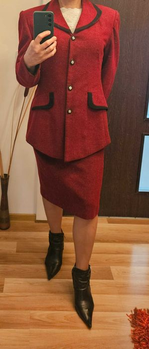 Sacou de primavara/toamna de culoare rosu burgund