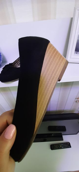 Pantofi din catifea nr. 37