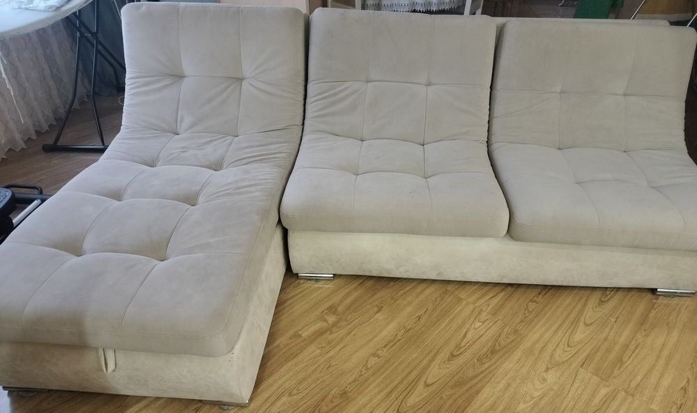 Продам Диван угловой
