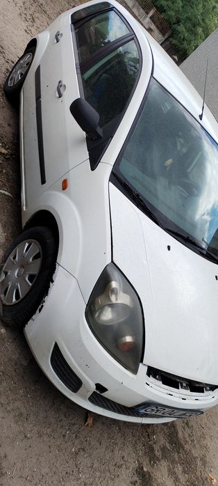 FORD Fiesta 2006 — imagine 3