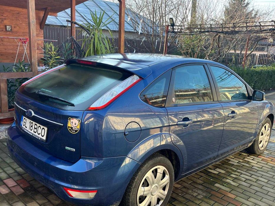 Ford Focus 1.8, Model Ghia, stare perfectă
