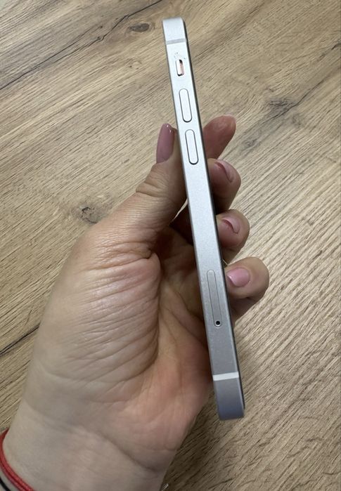 Vand sau schimb iphone 12 mini