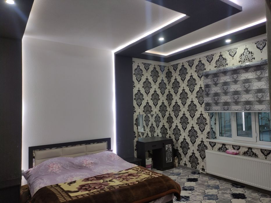 Uy sotiladi tutzor havas yonidan kirganda