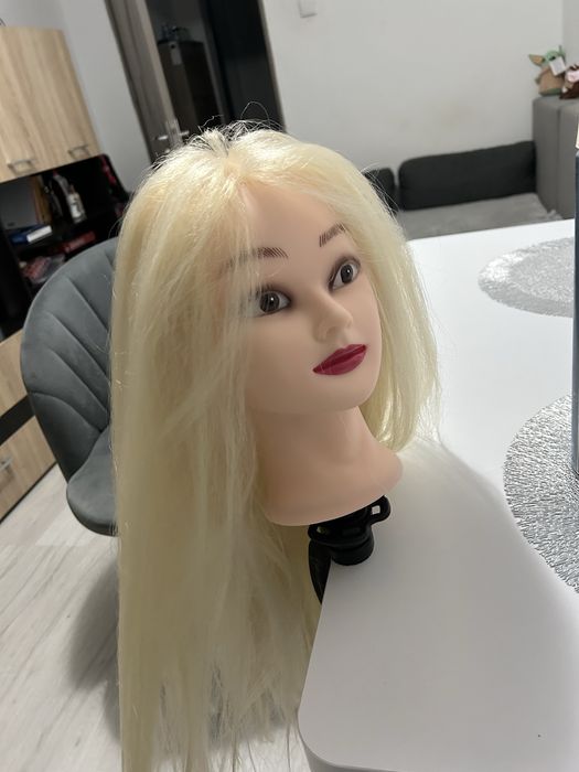 Cap manechin blond pentru coafat