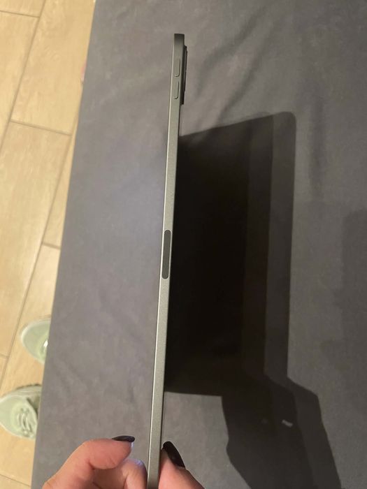 Продавам iPad Pro 11 inch-а