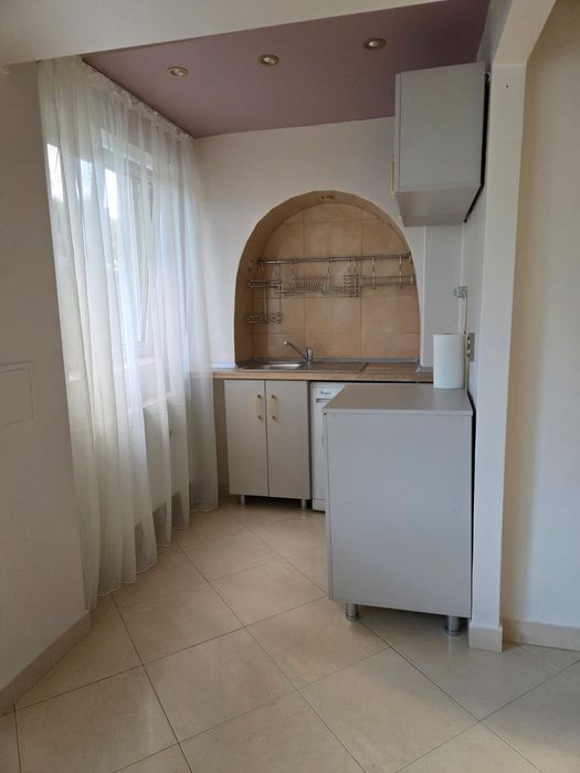 Garsoniera decomandata direct proprietar Ploiești