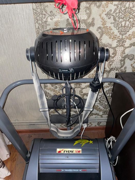 Продаем беговую дорожку