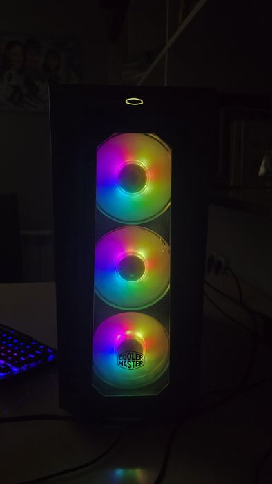 Gaming setup: Геймърски компютър + asus tuf 2k 165Hz монитор + Windows 11 Pro + Клавиатурата, мишка и mousepad(RGB)