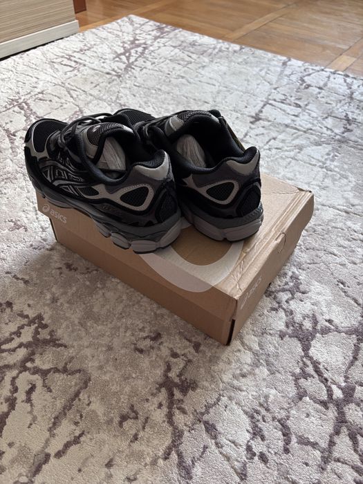 Adidași ASICS GEL-NYC "Black / Graphite Grey" - Noi, Mărimea 42, Full Box
