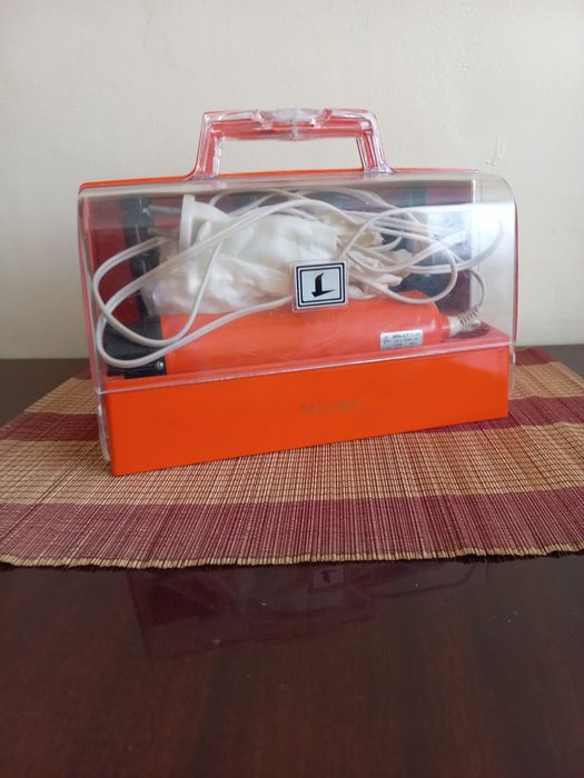 Фен с насадками.