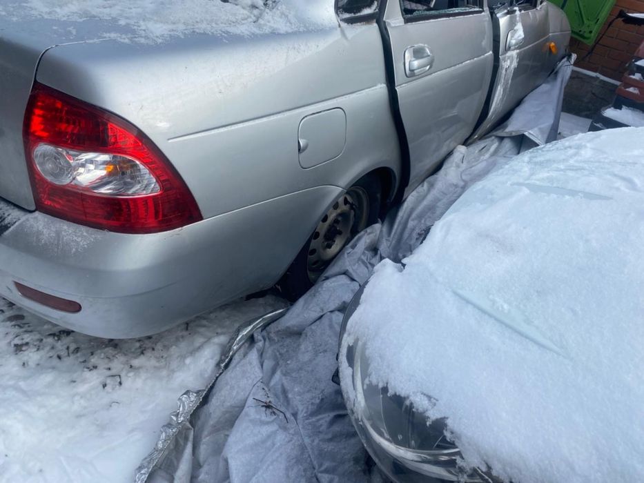Лада Приора седан хэтчбек кузовные детали