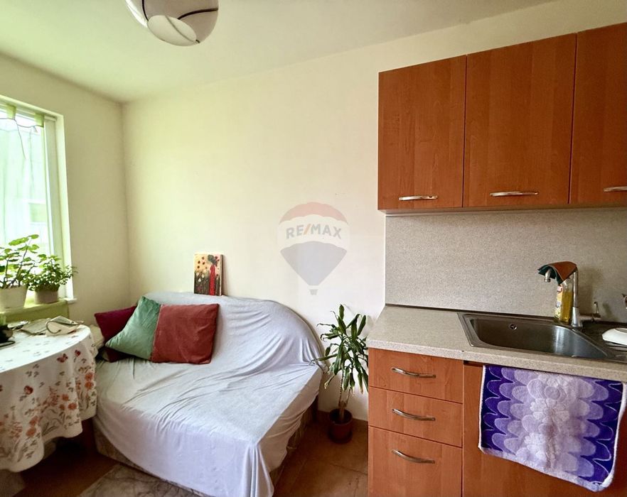 Продава се Двустаен апартамент в Варна, Център - 68 кв.м за 1380 €/кв.м - Снимка #5