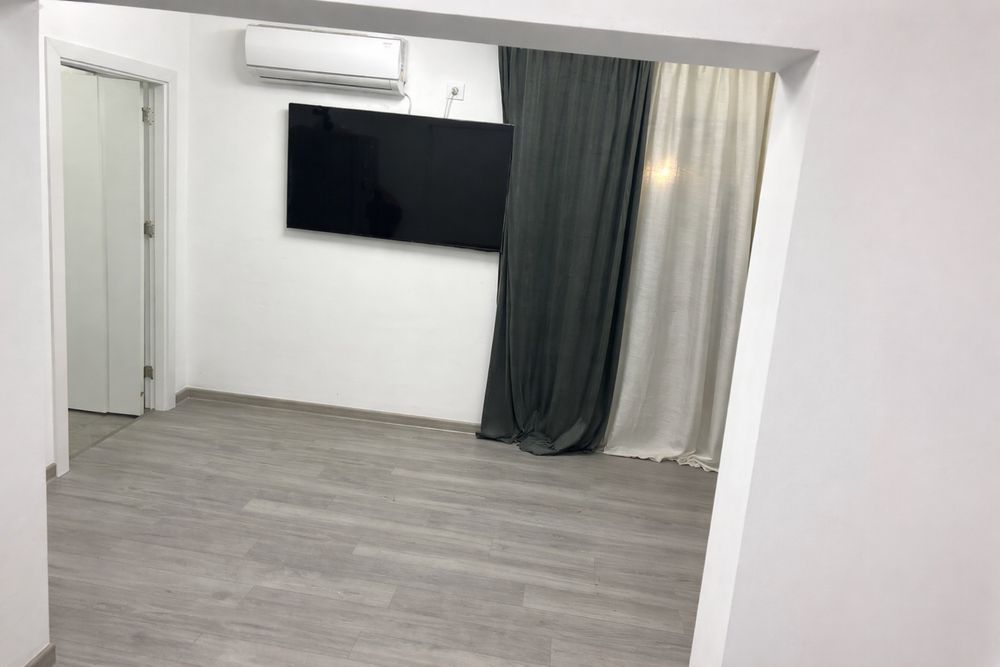 Spațiu de închiriat – ideal pentru manichiură / beauty sau Birou