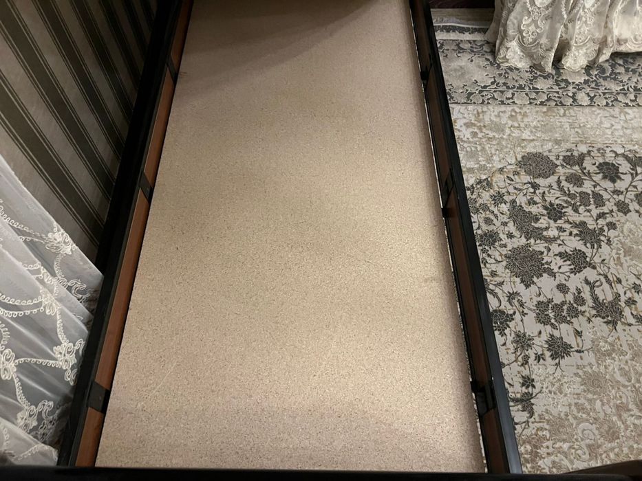 Кровать одноместный