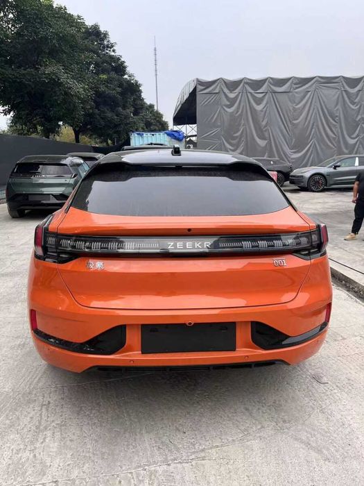 Zeekr you 4 WD 100 kwh  pod zakaz