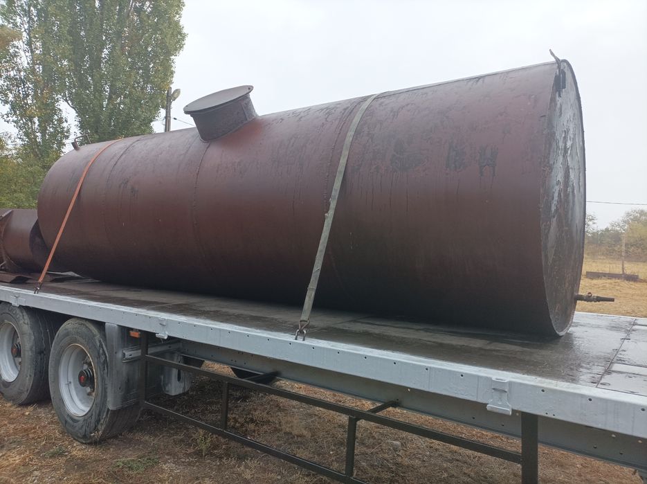 Vând doua bazine metalice
