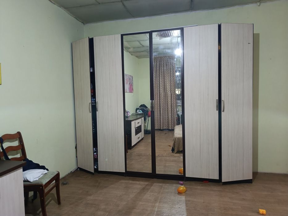 Продам спальный гарнитур