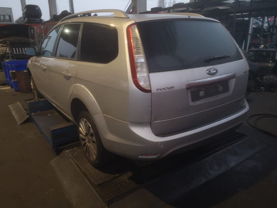 Dezmembrez ford focus 2 2005-2010