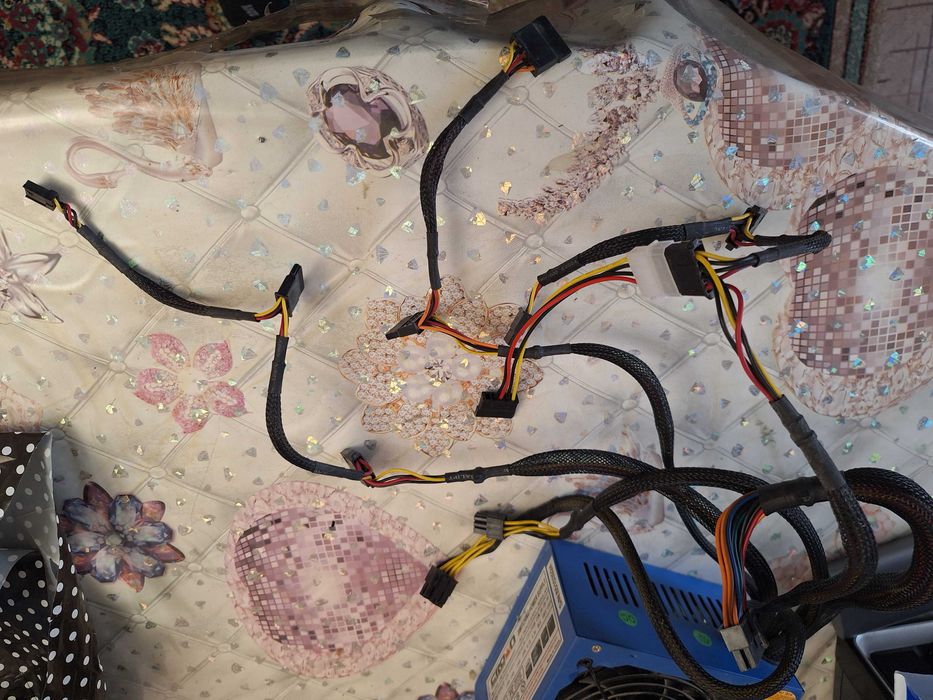 Блок питание на компьютер Crown 500 w orginal