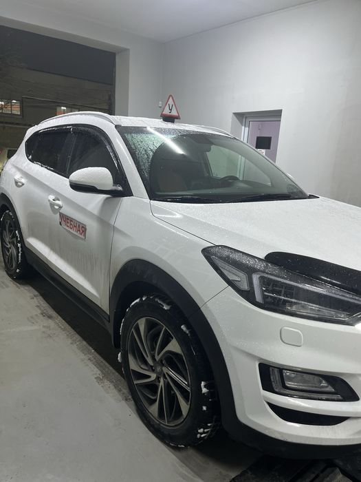 Автоинструктор женщина