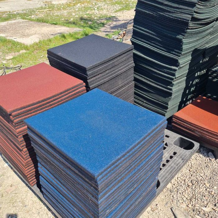 Резиновая плитка напольная