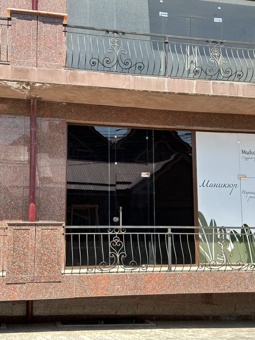 Тонировние окон домов офисов и зданий