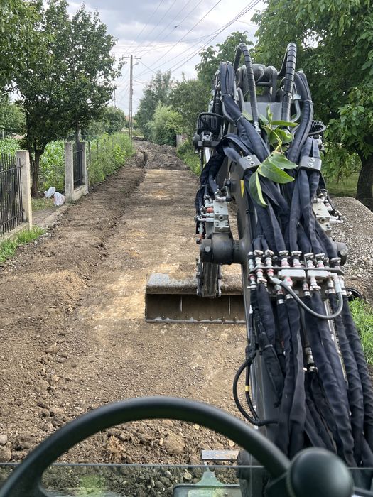 De închiriat Buldoexcavator, Excavator