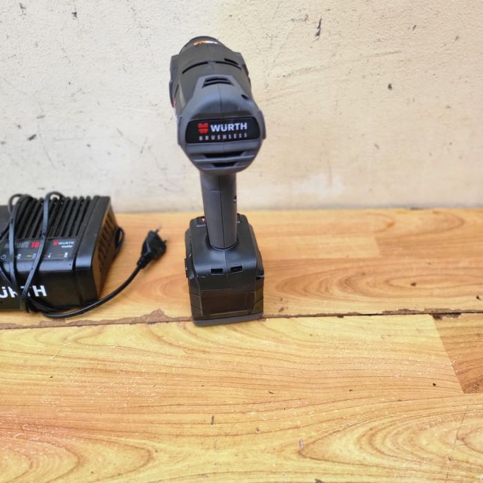 Mașină de insurubat cu impact  Wurth ASS 18 1/2 COMPACT