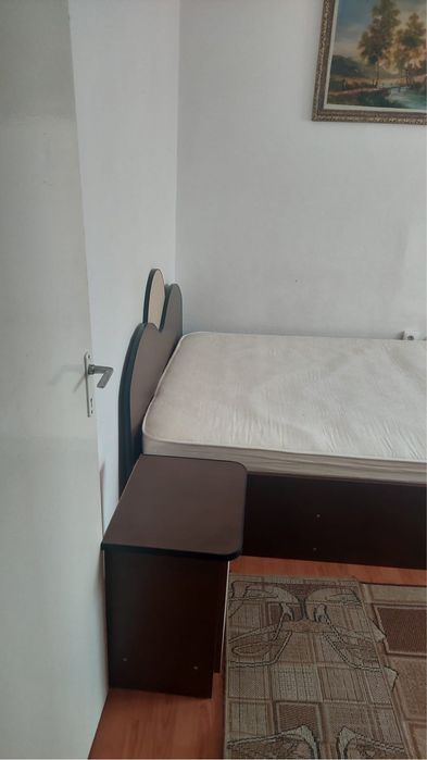 Inchiriez garsoniera