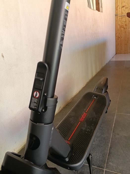 Trotineta electrica NINEBOT eKickScooter MAX G3 E, 11 inch, negru