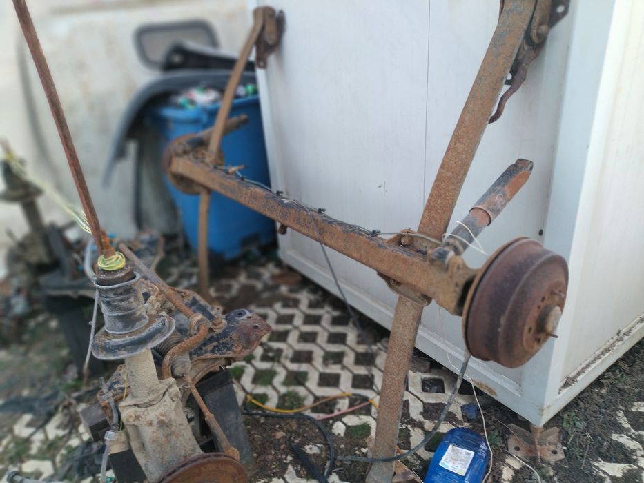 Vând punte fata ,punte spate Fiat Ducato 2001 ,complecte ,det la tel