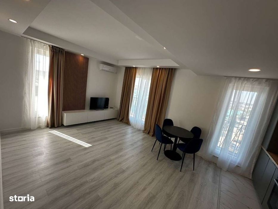 Apartament 3 camere, terasa 40mp , Complex Cosmopolis