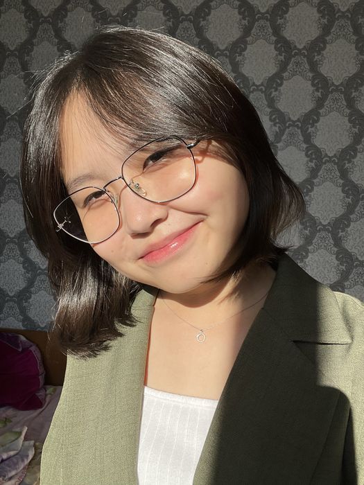 Костюм двойка для девушек.