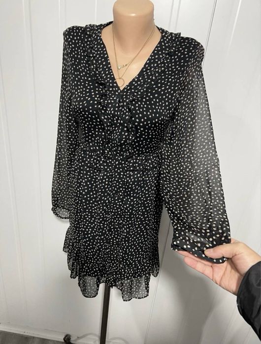 Летнее платье от ZARA