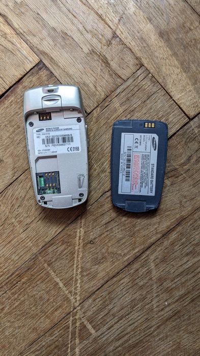 Неработещ Samsung SGH-E700